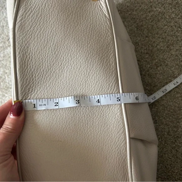 Michael Kors East West Fulton pebbled leather tote - Picture 10 of 13